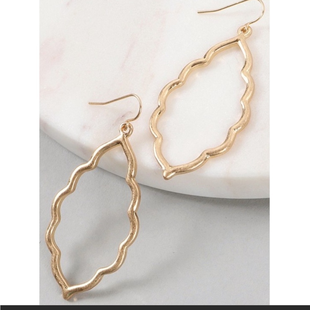3/$30 Moroccan metal cutout earrings